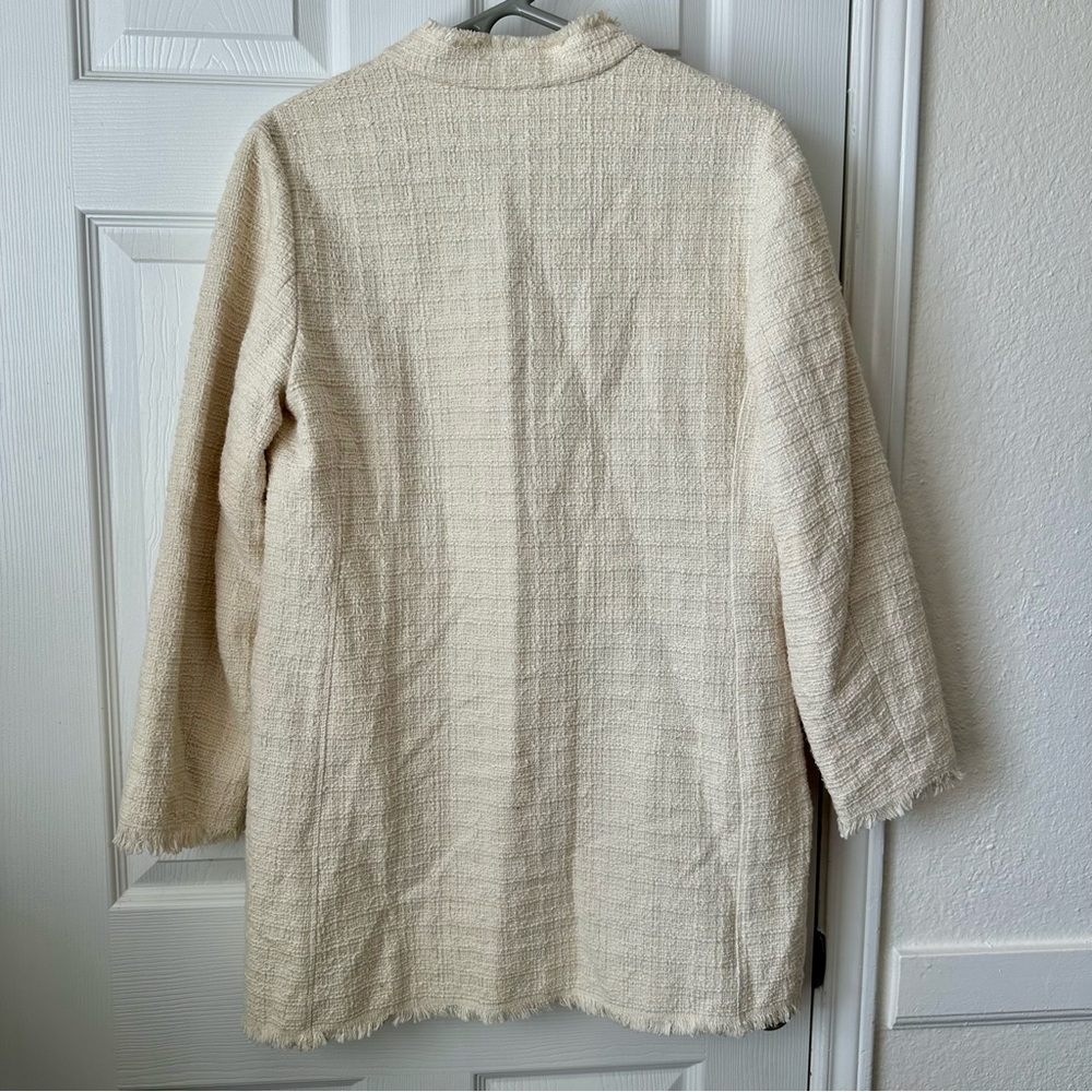 Chico’s Cream Fringe Tweed Open Front Jacket Size 1 (approx. Medium) - Picture 4 of 6